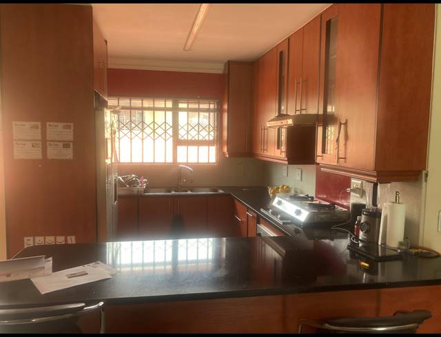 3 BEDROOM SECTIONAL TITLE FOR SALE IN COMET
